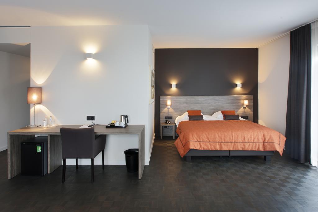 Park Hotel Montreal Mechelen Room photo